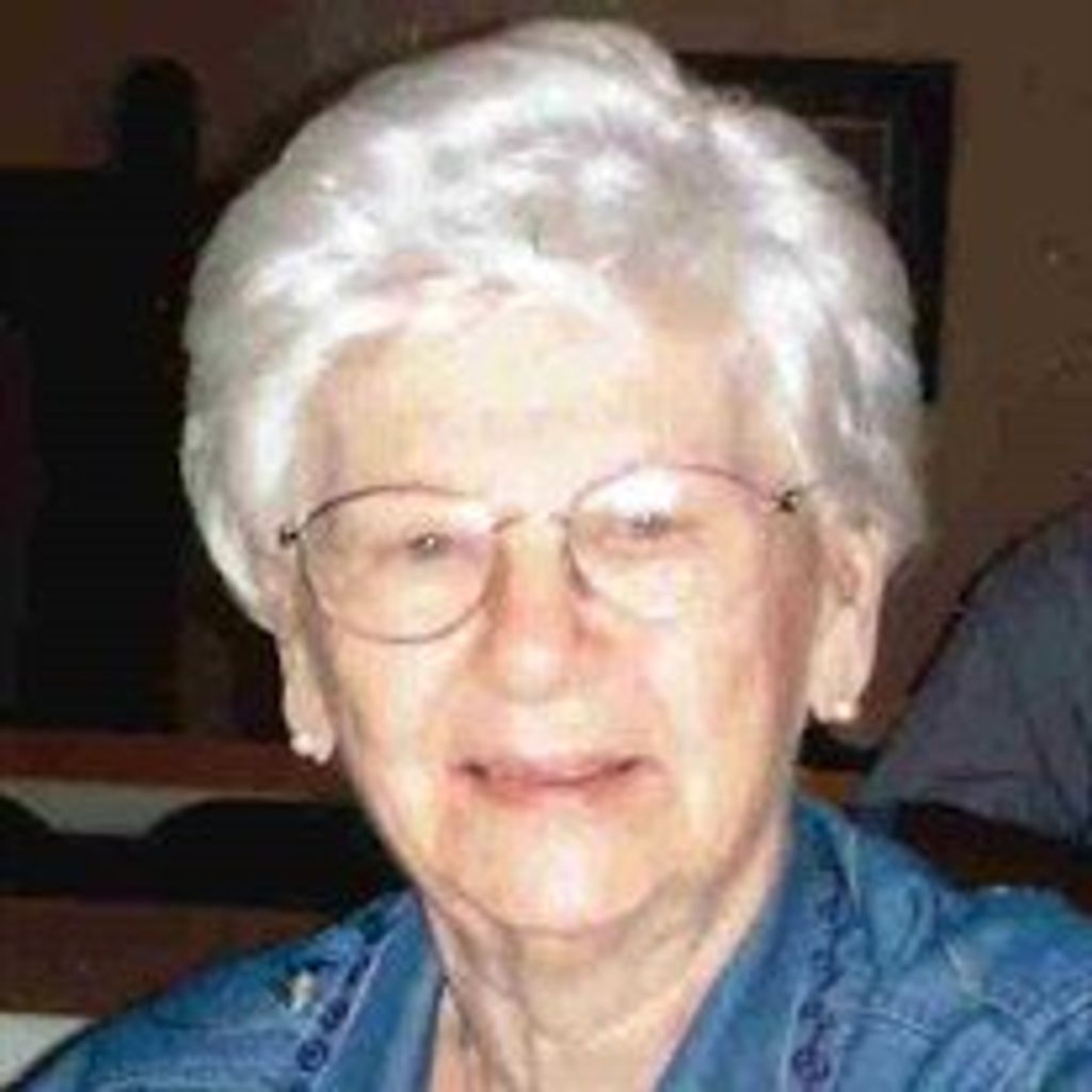 Vivian  Lavina Lutkat