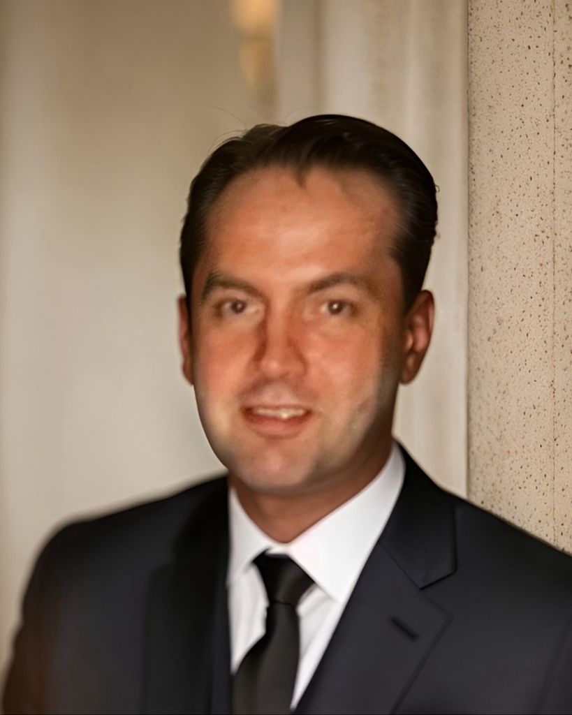Thomas McCormack Profile Photo