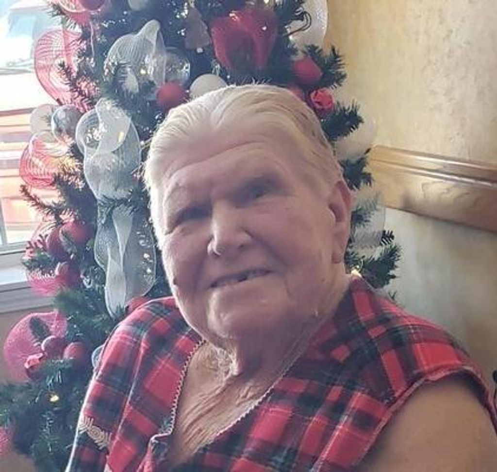 Juanita Ann Munro Profile Photo