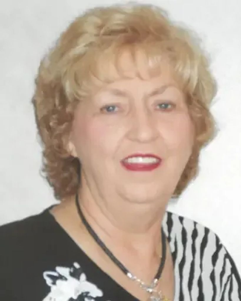 Charlotte Wynette Redwine Profile Photo