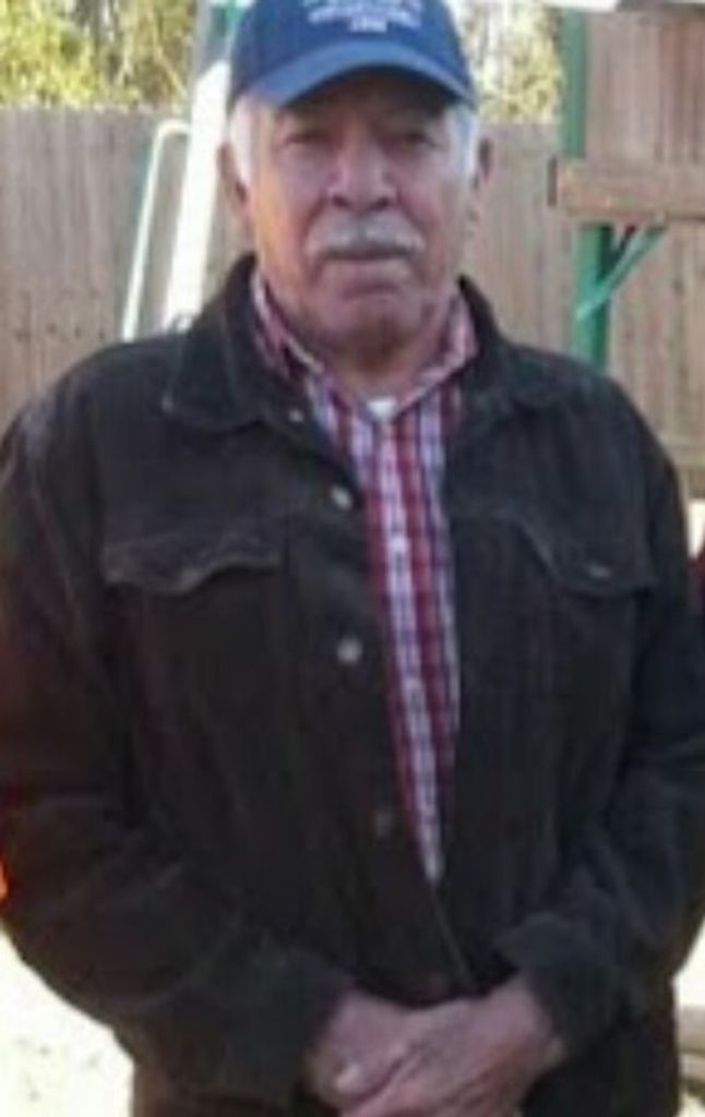 Sergio Urbina Profile Photo