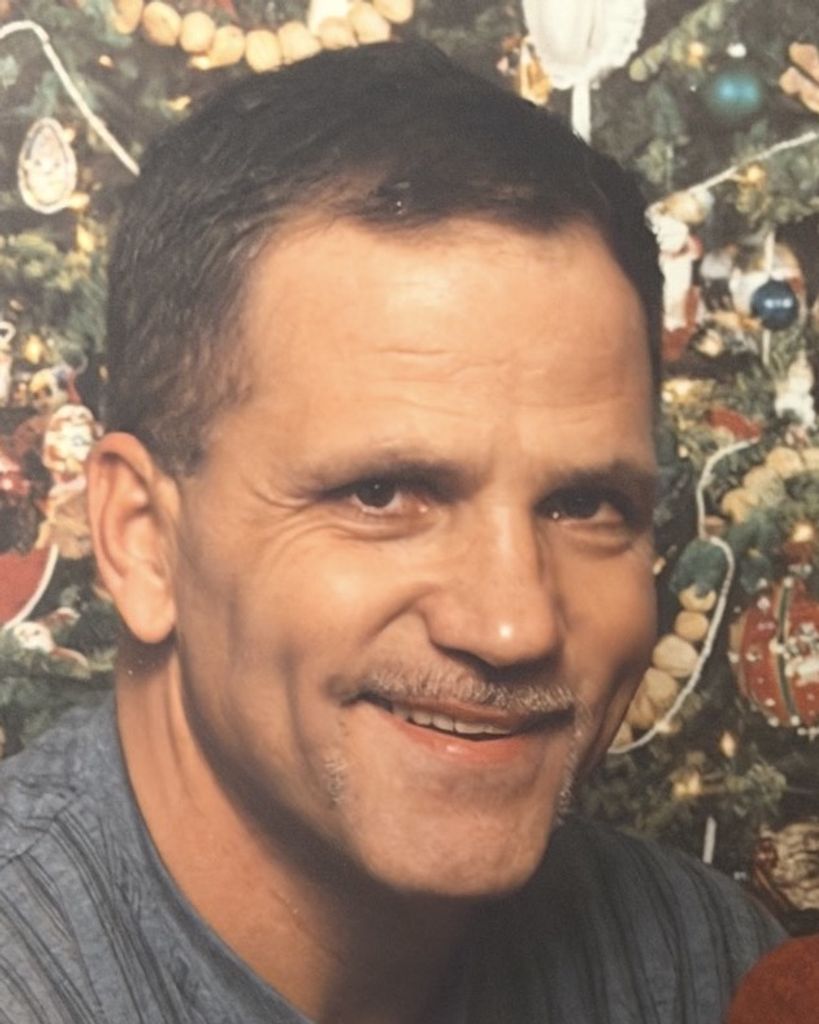Daniel Lucas Miller Profile Photo