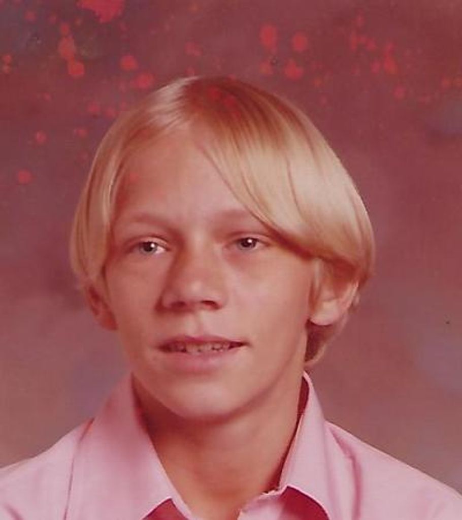 Robert Dean Perry Profile Photo
