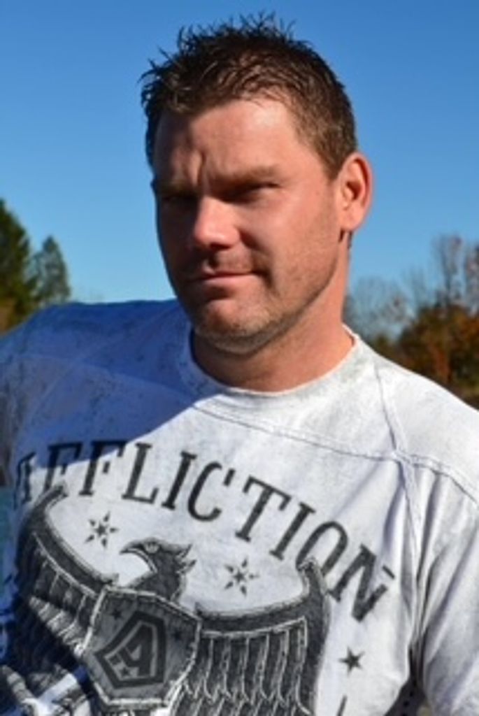 Aaron Lee Grubb Profile Photo