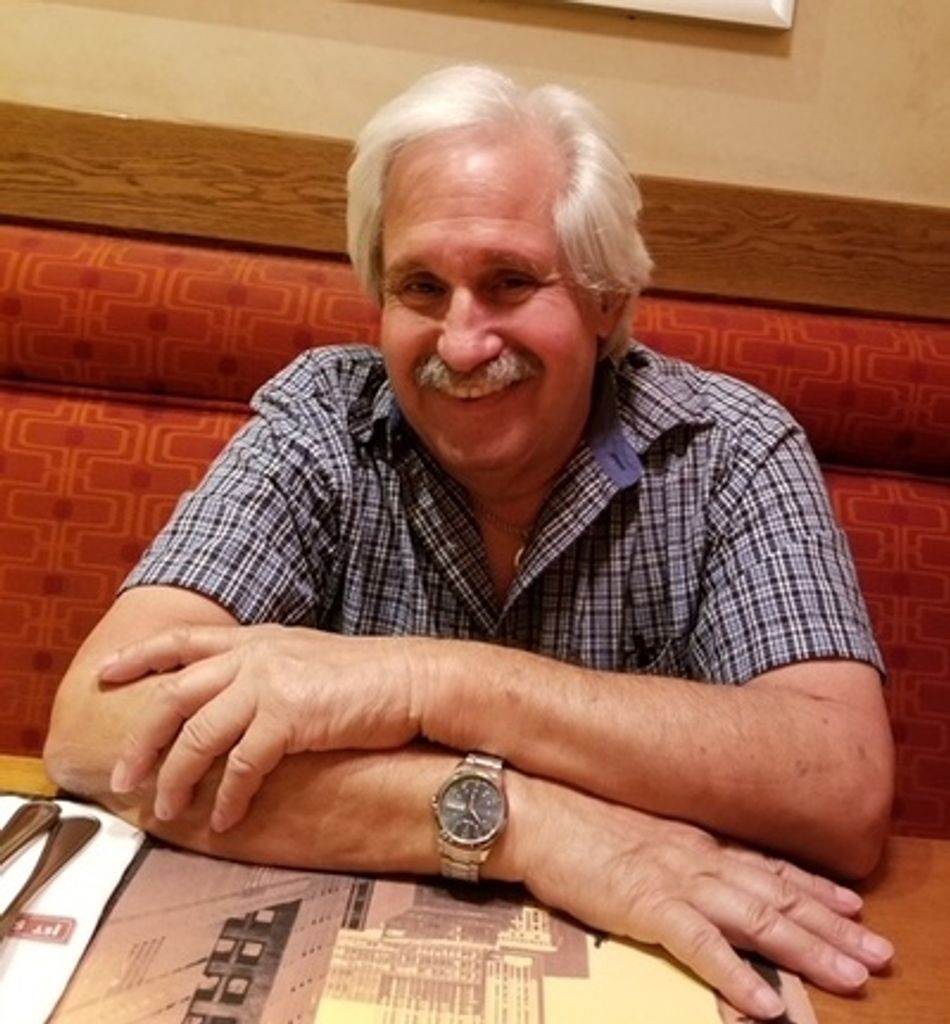 Michael Bernstein Profile Photo
