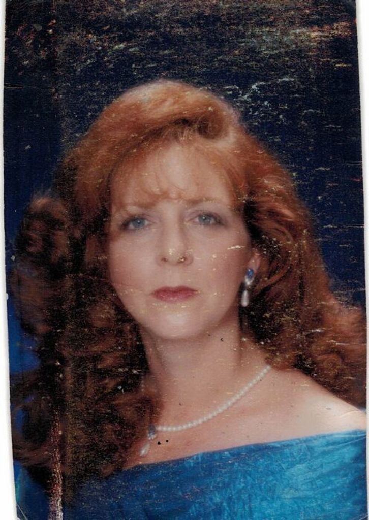 Tracy Ivey