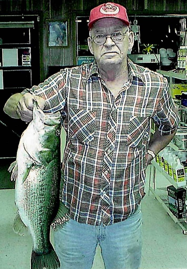 Raymond Douglas Dillon Profile Photo