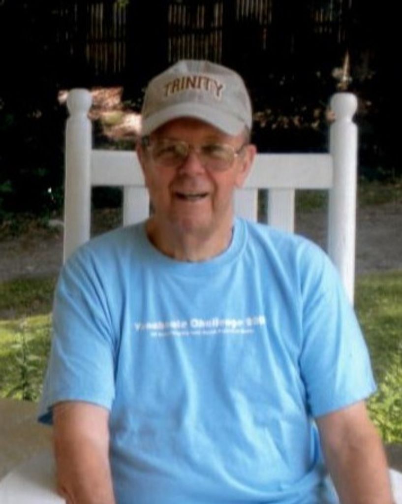 Earl Hill Christopher, Jr. Profile Photo