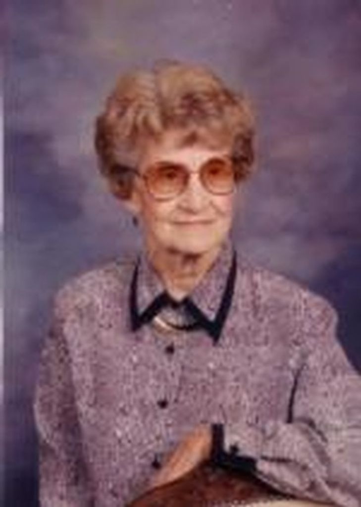 Maxine Comer