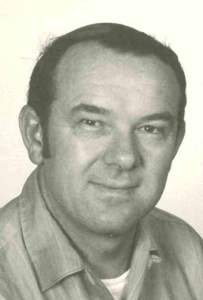 Michael (Jakli) Yakli Profile Photo