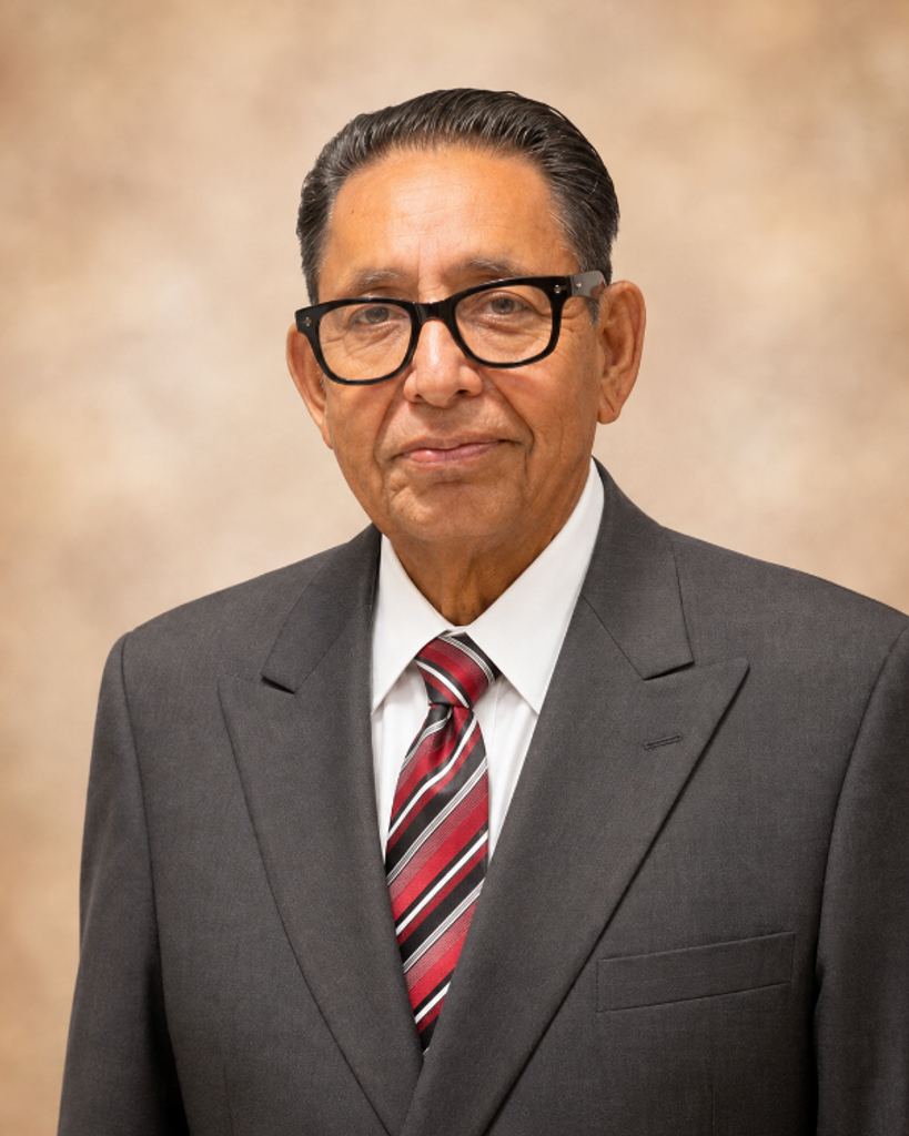 Israel Casas, Jr. Profile Photo