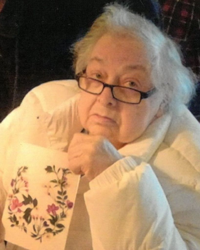 Theresa Wright Profile Photo