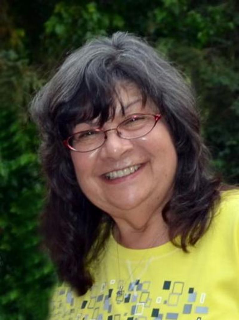 Katrine Jane Nagarah Moloney Profile Photo