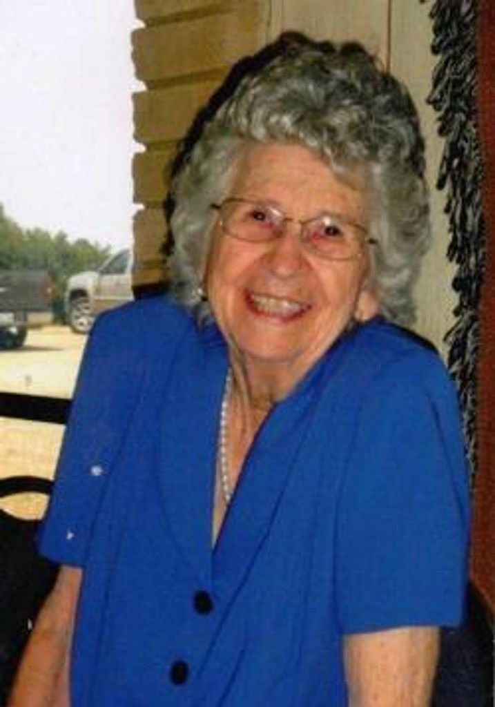 Louise Surratt Profile Photo