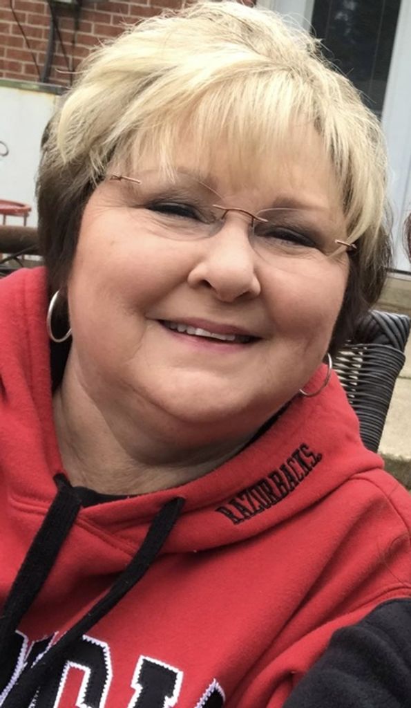 Karen Sue Oliver Profile Photo