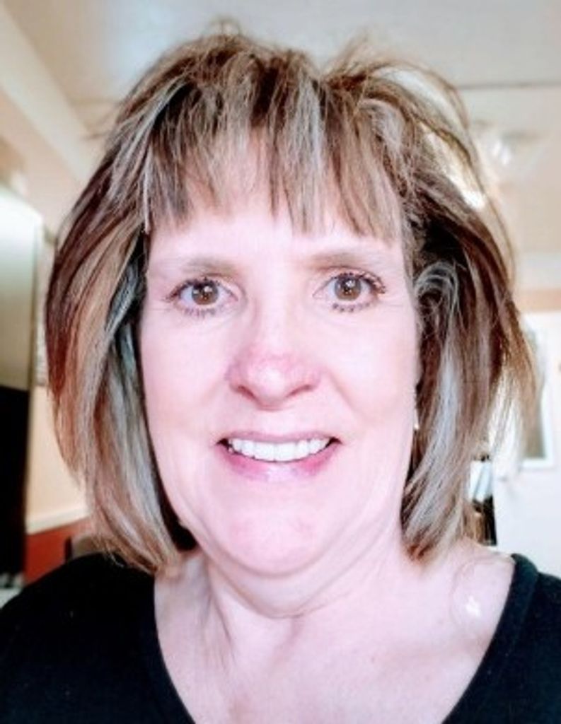 Elizabeth Leigh (Erlanson)  Wooderson Profile Photo