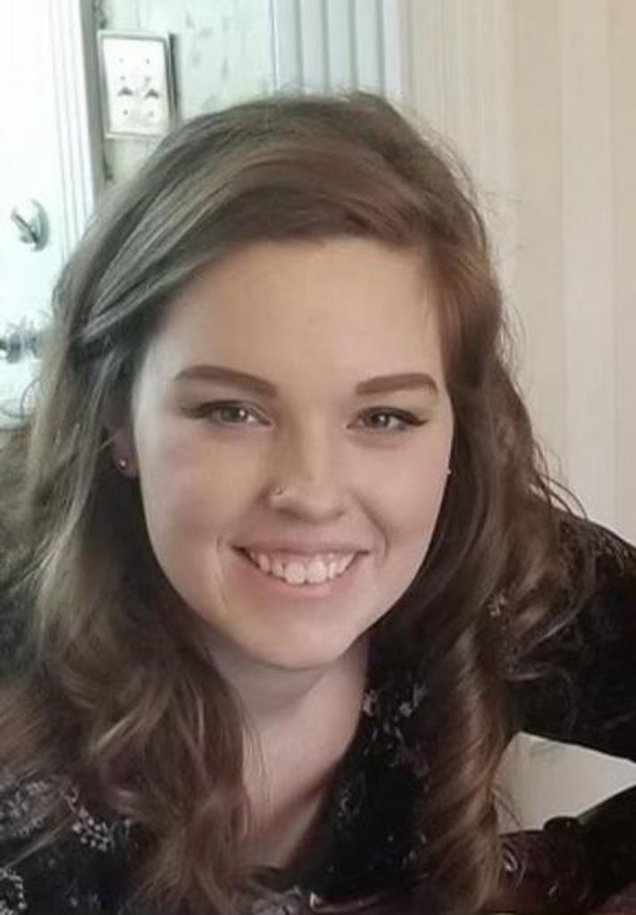 Lindsey Elise Cooper Profile Photo