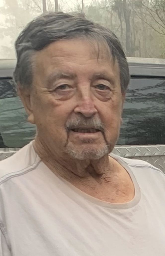 Larry Elliott Profile Photo