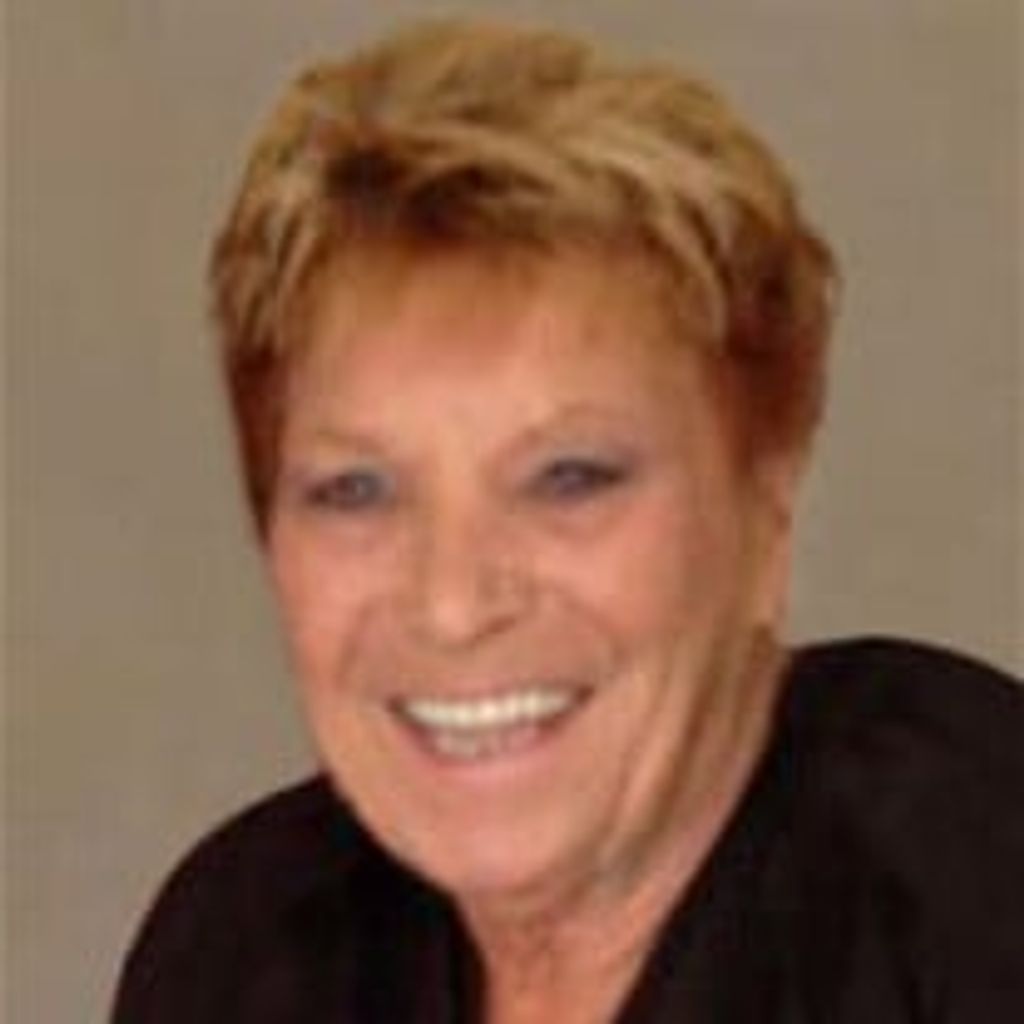 Irene C Dingel