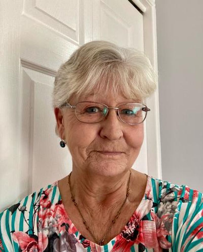Anne Marie Deveau Profile Photo