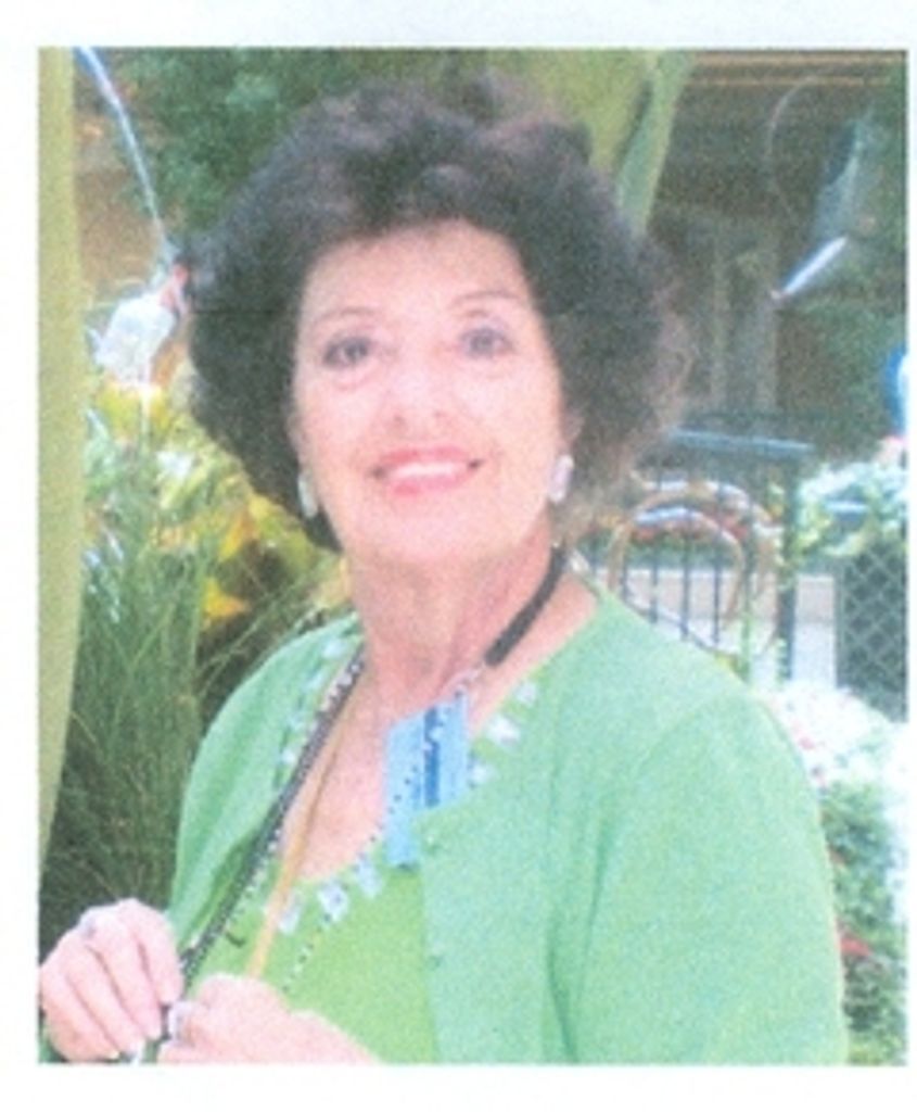 Lois (Gentile)  Docurro