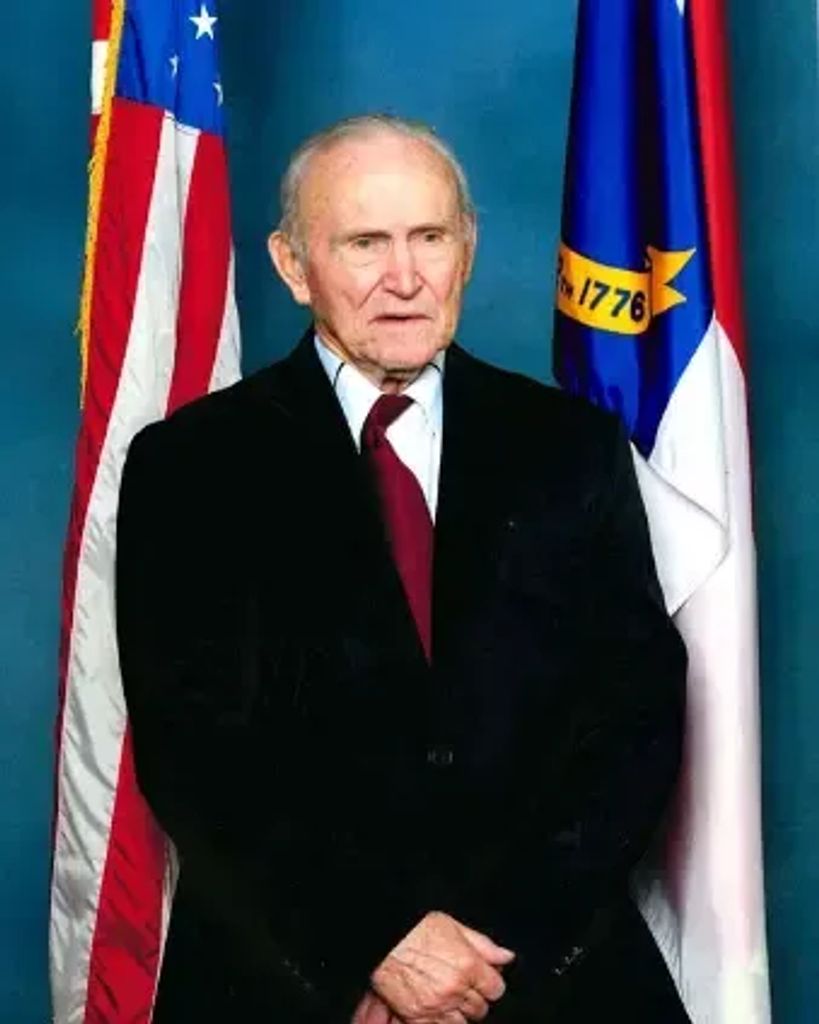 Robert "Bob" Thomas Profile Photo