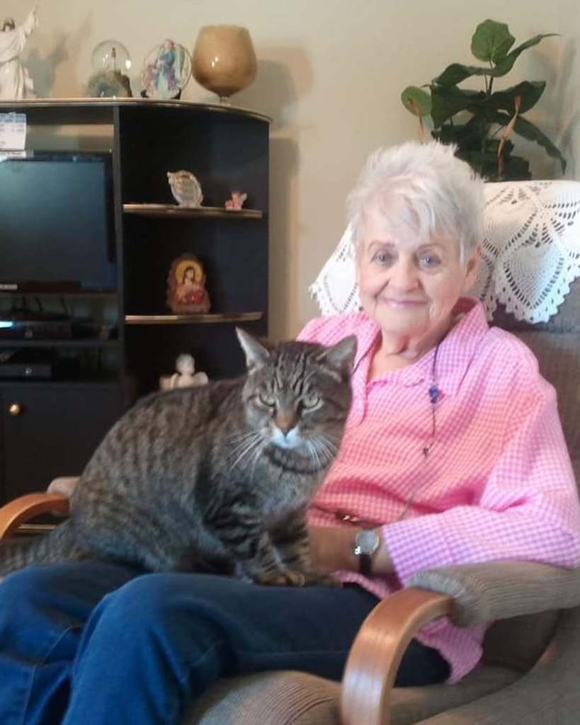 Shirley Sue Surrett