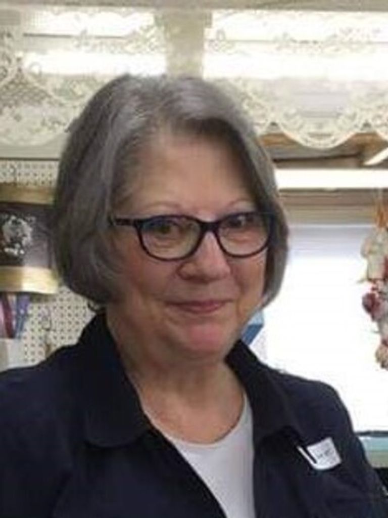 Elaine Carole Hardin Profile Photo