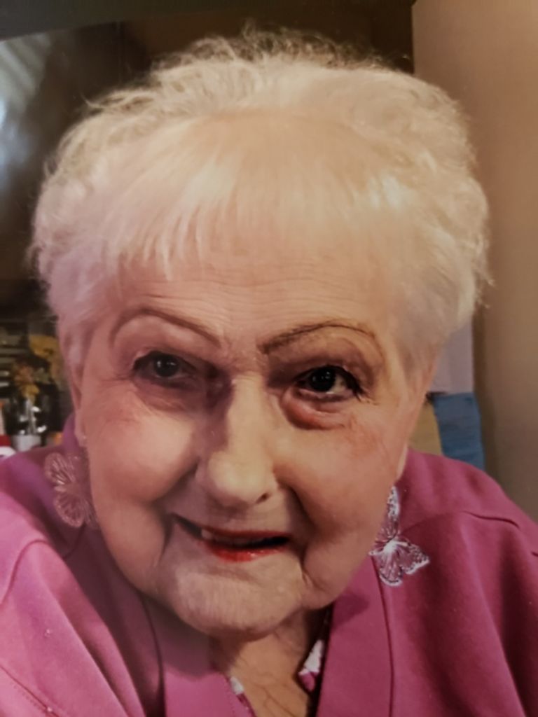 Lillian M. (Chupka)  Ozaniak
