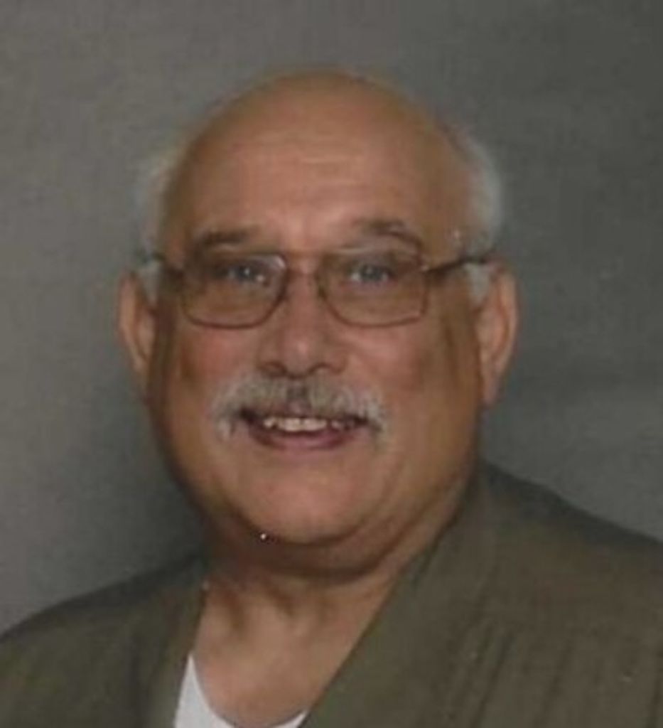 Coach Dale M. Hummel Profile Photo