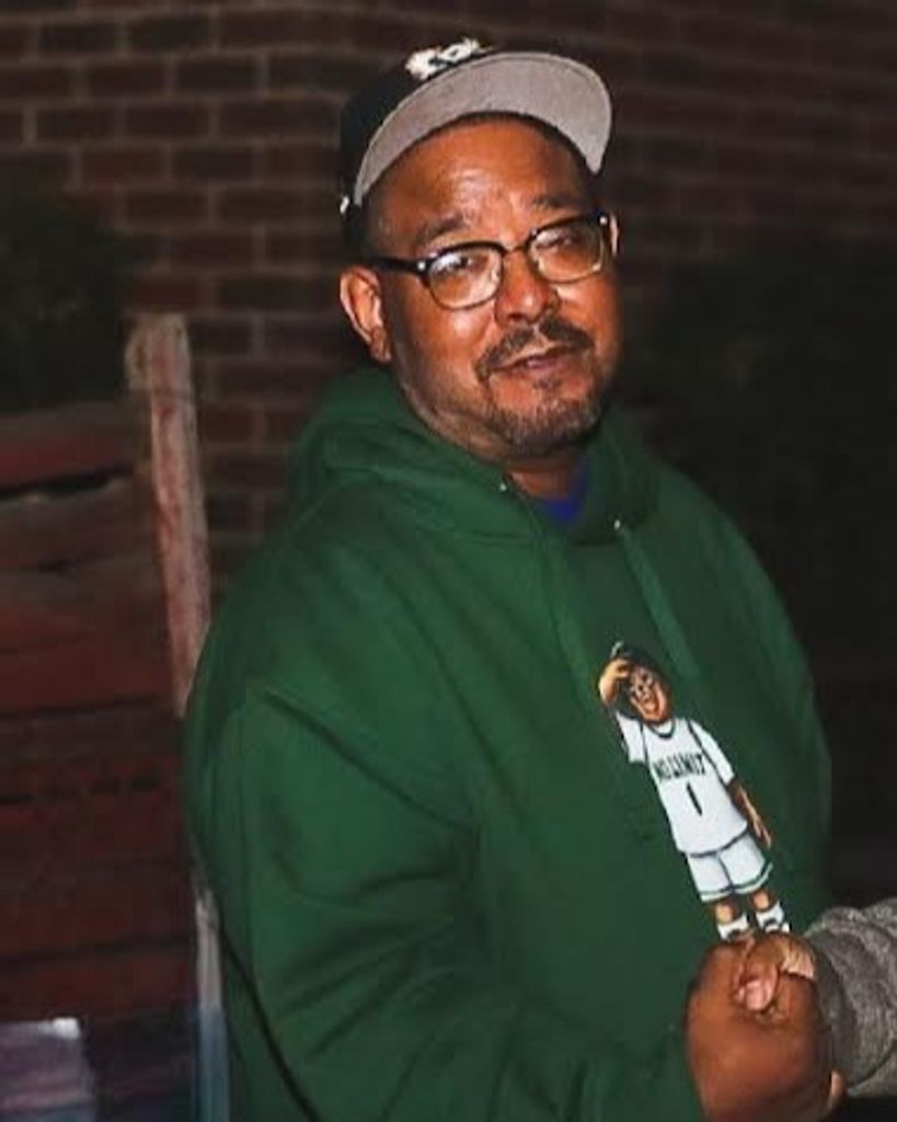 Brian Thompson Profile Photo
