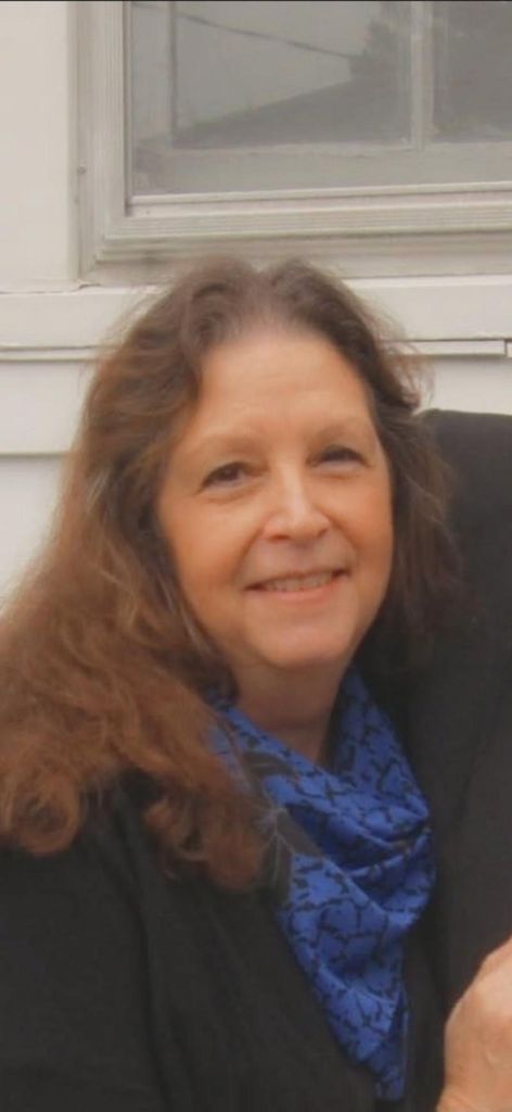 Maria Eileen Roussel Russi Profile Photo