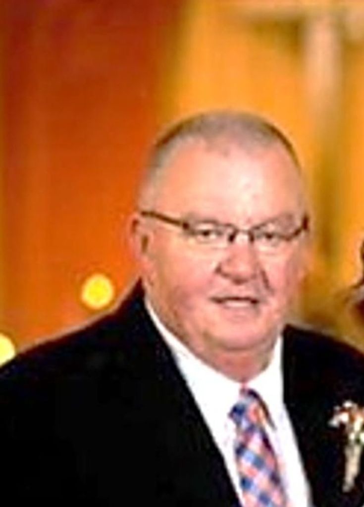 Johnny Simpson Profile Photo