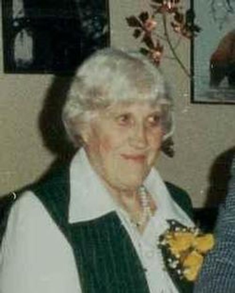 Margaret L Serier