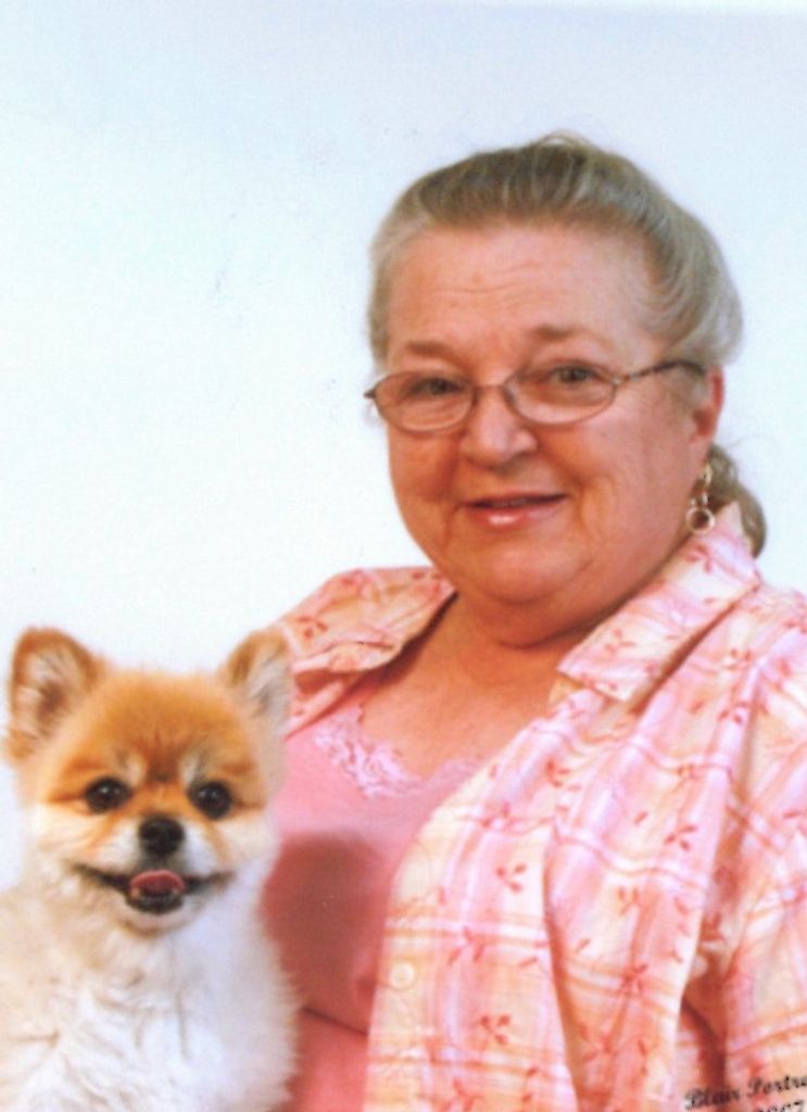 Della Wade Profile Photo