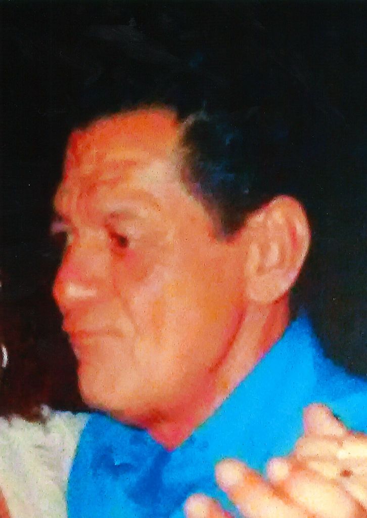 Alejandro L.  Munoz