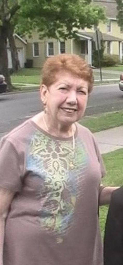 Louise Mullen Profile Photo