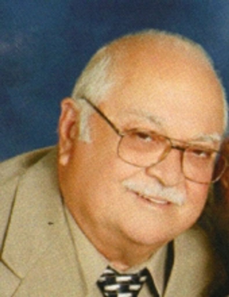 Earl L Huckleberry
