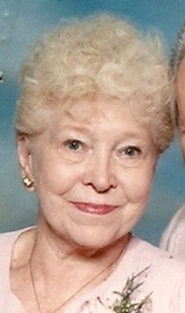 Dorothy (Haas)  Thompson
