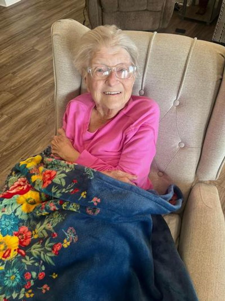 Mary Ann Blakeney Profile Photo