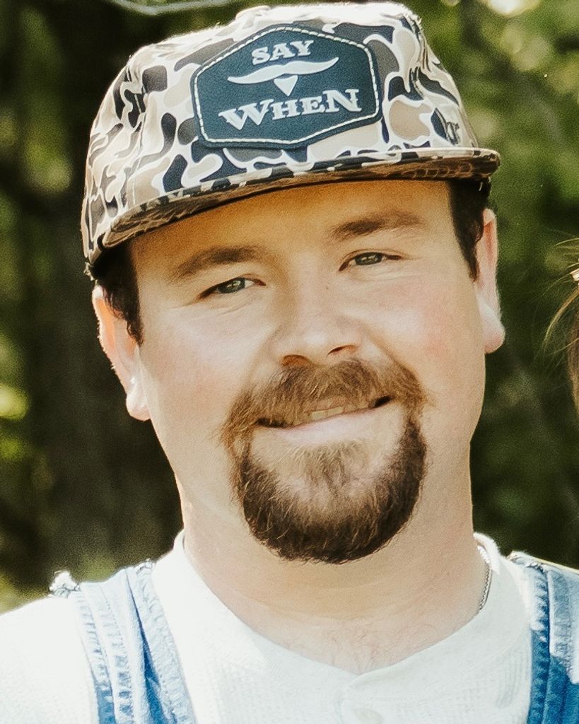 Caleb Aaron Hill Profile Photo