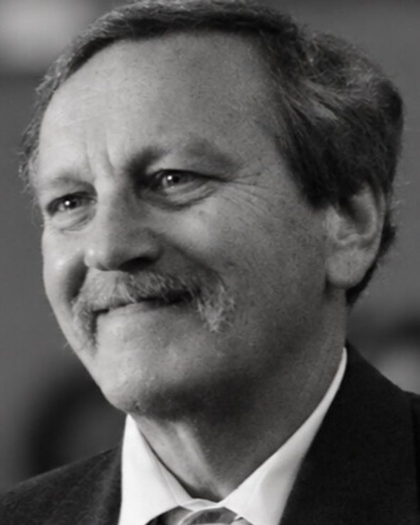 Tolek D. Rakowski