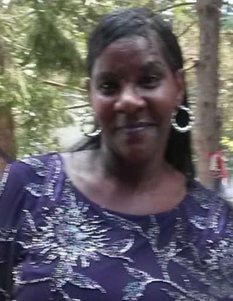 Theresa Solomon Profile Photo