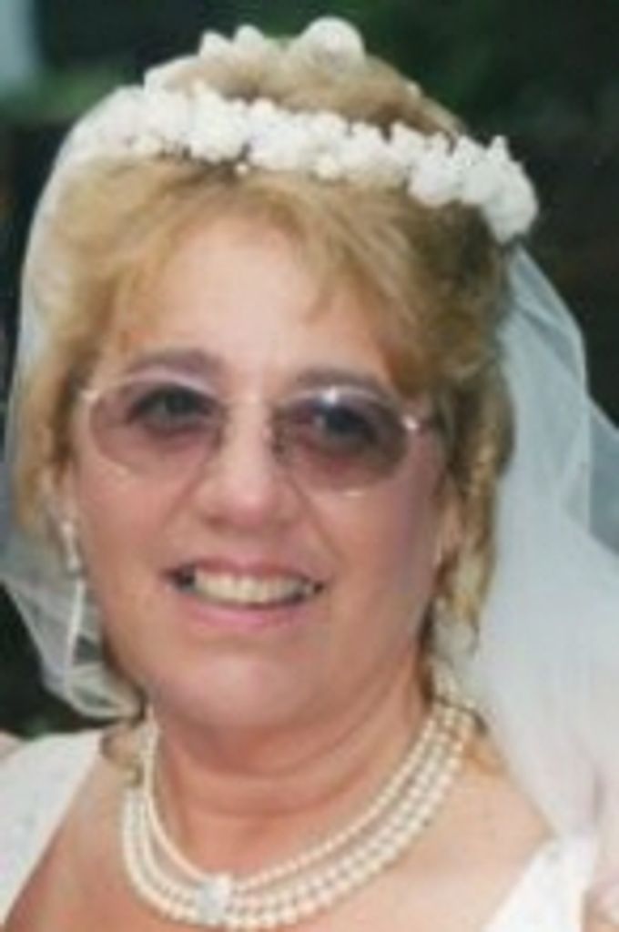 Linda R. Levesque