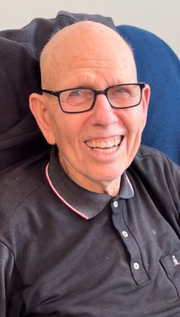 Robert H Rheaume Profile Photo