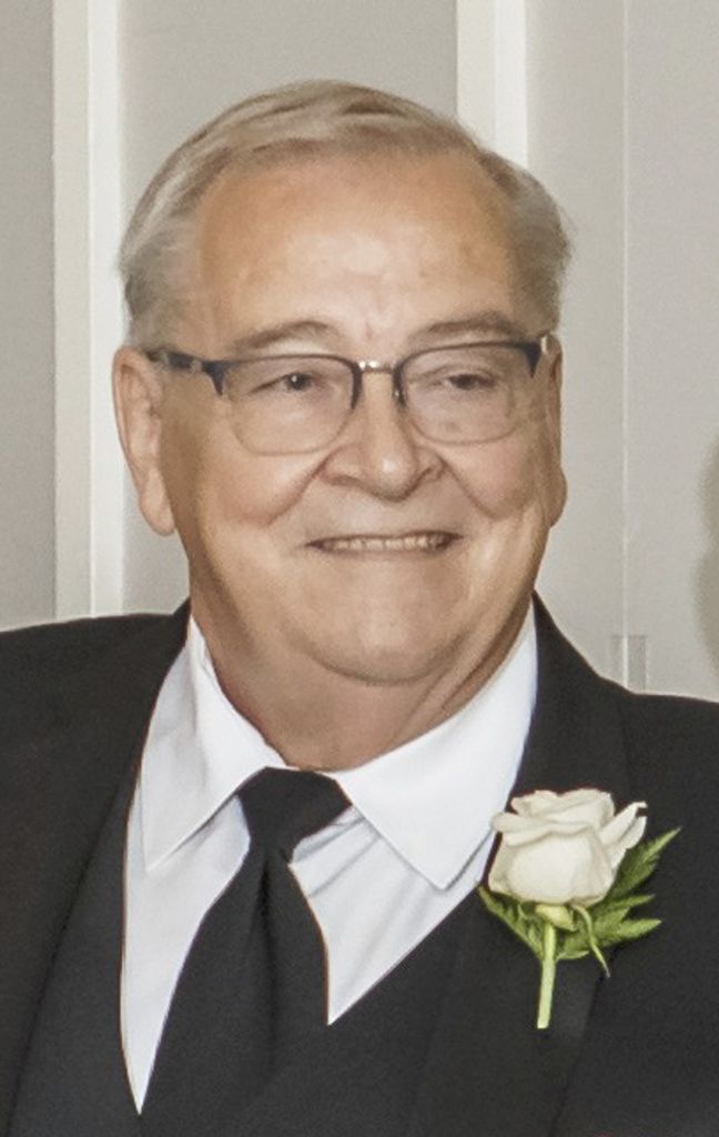 Michael Eccarius Profile Photo