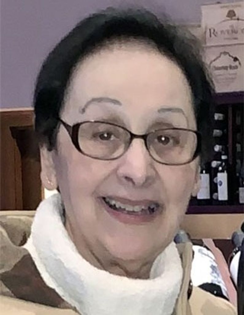 Lena Fronius Profile Photo