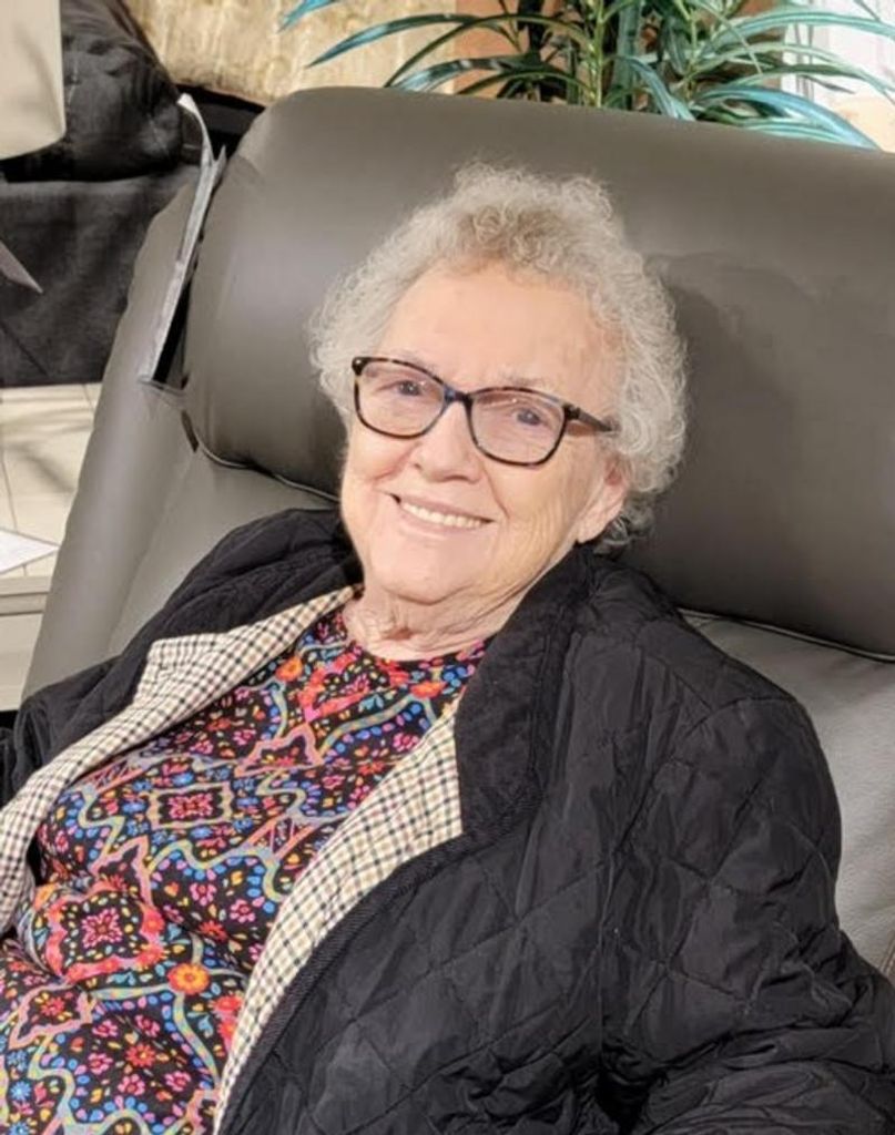 Elaine Davenport-Holder