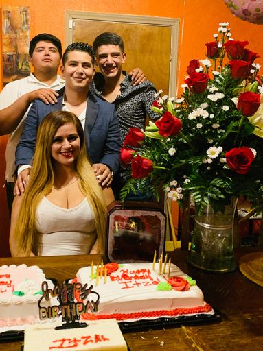Edel Jamal Galvan photo gallery thumbnail 19 of 171