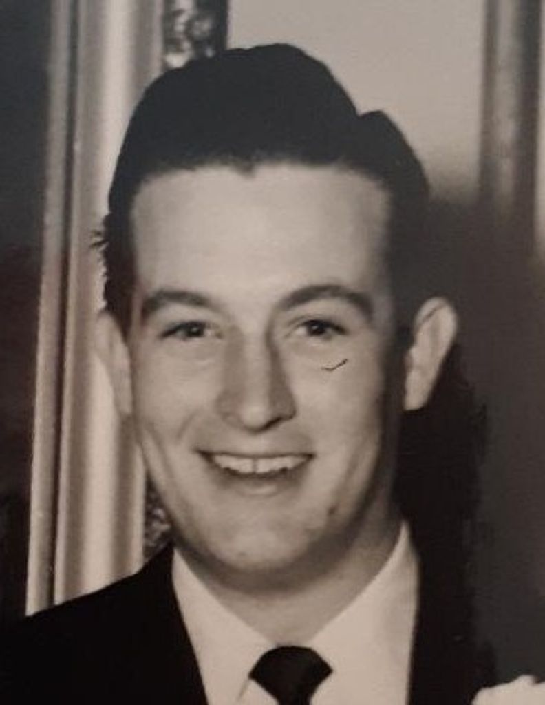 Robert Earl Smith